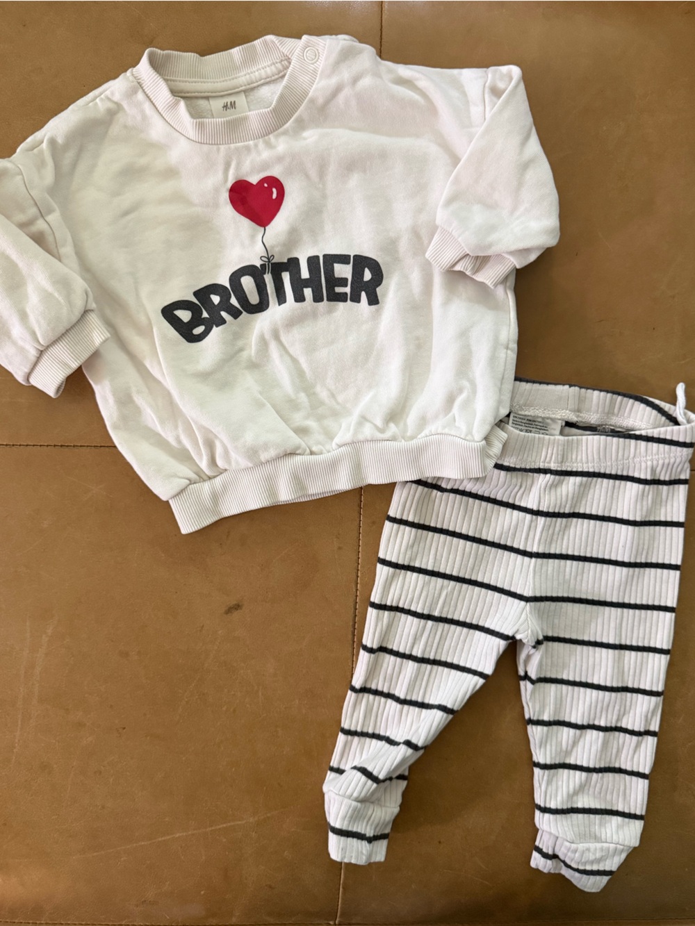❤️$10 FLASH SALE❤️H&M Brother Sweatshirt and Pants 6M